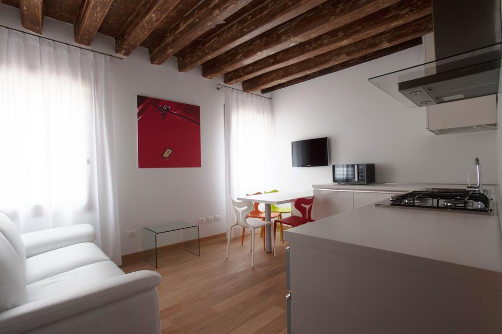 The Lion'S House Apt1 베니스 객실 사진
